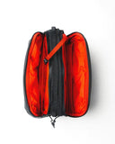 BOTTLE SACOCHE L (BLACK PUFFER) / TOPOLOGIE | https://www