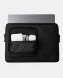 URBAN SLEEVE 16" DEEP BLACK / PILATUS