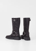 BOTA EYRA / VAGABOND | https://www