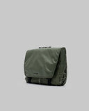 MESSENGER SACOCHE L (MOSS DRY) / TOPOLOGIE | https://www