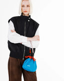 REVERSIBLE BUCKET (TOPOLOGIE RED TECH SATEEN) / TOPOLOGIE | https://www