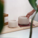 MACETA VORENA BLANCO M / MENDELEK STUDIO | https://www