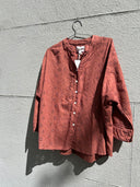CAMISA MARION BURDEOS MAITANE BILBAO | https://www