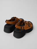 SANDALIA TASHA MARRÓN / CAMPER | https://www