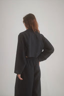 CHAQUETA CROP LINO  / COSSAC | https://www