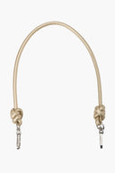 CADENA PIEL NUDO HOMBRO DORADA / OLIVIA MAREQUE | https://www