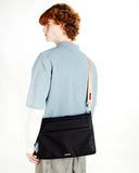 FLAT SACOCHE L (BLACK DRY) / TOPOLOGIE | https://www