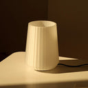 LÁMPARA MIZAR TILT DE MESA / MENDELEK STUDIO | https://www