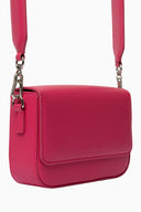 PANTONE FUCSIA / OLIVIA MAREQUE