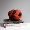 JARRÓN DENA RED CLAY / MENDELEK STUDIO