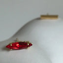 PENDIENTES CRISTAL STUDS ROJO / SEW A SONG
