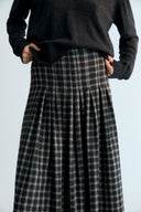 FALDA DIONE / THE NEW SOCIETY