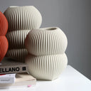 JARRÓN DENA BLUSH / MENDELEK STUDIO
