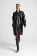 ABRIGO PIEL SINTETICA NEGRO / MOUTAKI
