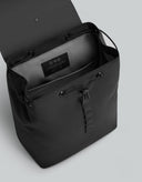 MOCHILA DÄSH BUCKET BLACK / GASTON LUGA