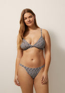 HAZEL DUSTY FLORAL | https://www