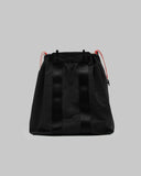 SUMMIT TOTE LARGE (BLACK TECH SATEEN) / TOPOLOGIE